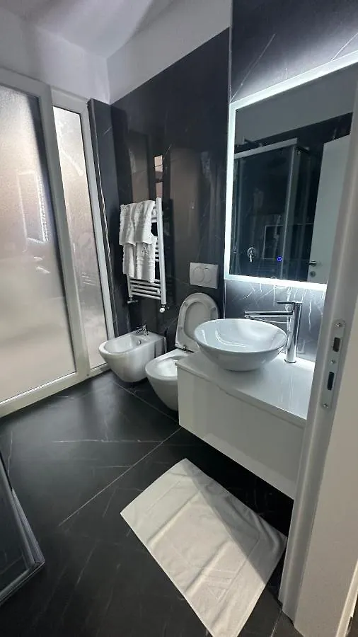 Sole Apartments Tea Shëngjin Albânia